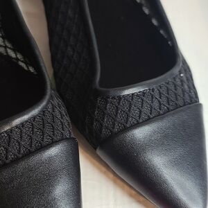 Naturalizer Elegant Black Women's Flats